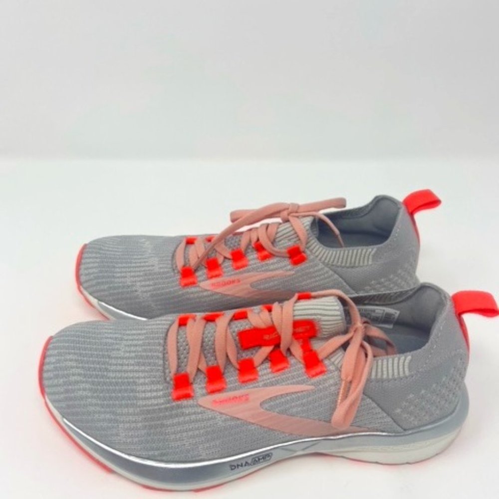 Brooks Ricochet 2 Grey/Alloy/Coral Cloud. Size 7M